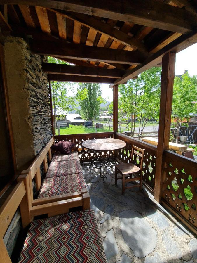 Guest House Shina Omalo Εξωτερικό φωτογραφία