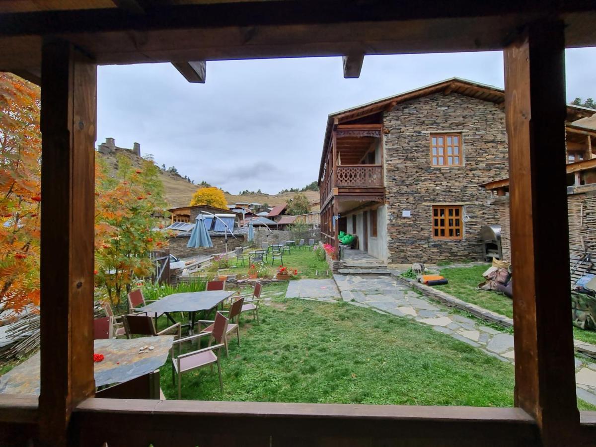 Guest House Shina Omalo Εξωτερικό φωτογραφία