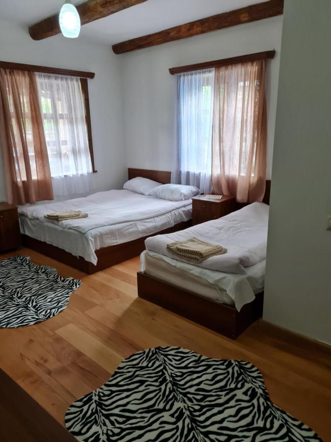 Guest House Shina Omalo Εξωτερικό φωτογραφία