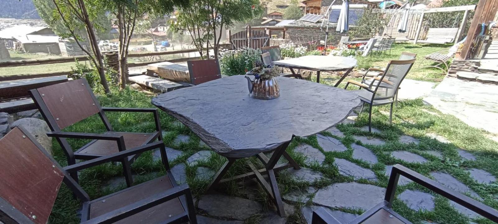Guest House Shina Omalo Εξωτερικό φωτογραφία