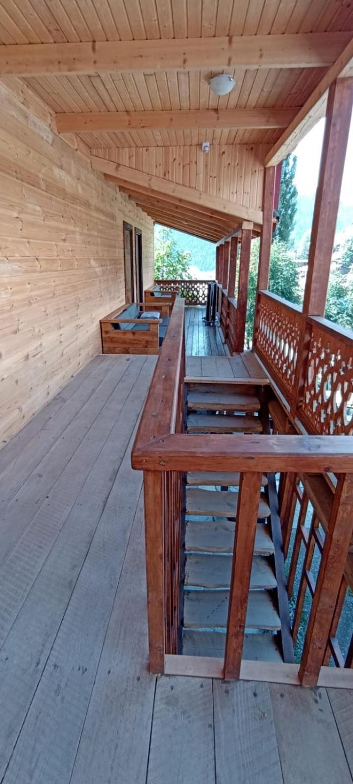 Guest House Shina Omalo Εξωτερικό φωτογραφία