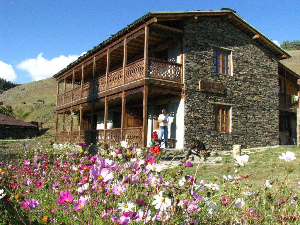 Guest House Shina Omalo Εξωτερικό φωτογραφία