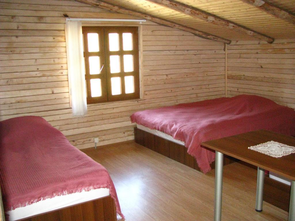 Guest House Shina Omalo Δωμάτιο φωτογραφία